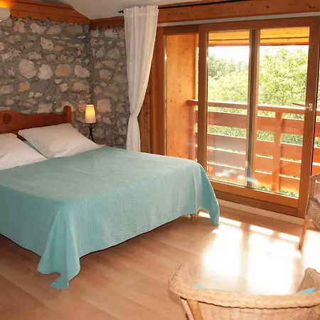 Couette-café Lo Praz Condus 3*